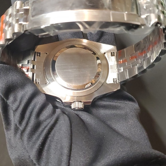 Fully Custom Built 40mm Seiko mod submariner with jigsaw dial. - Picture 4 of 5